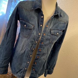 Denim long sleeve button up top, size 6, H&M top